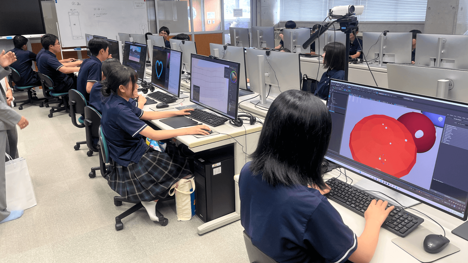 CGを学んでいる授業風景の写真